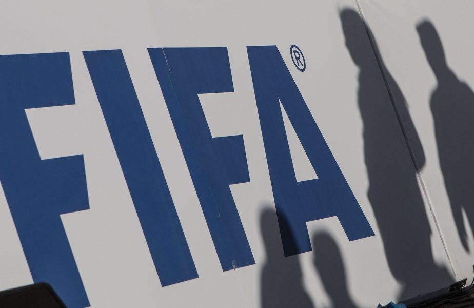FIFA prelungește perioada de transferuri din Europa. Cât timp va dura