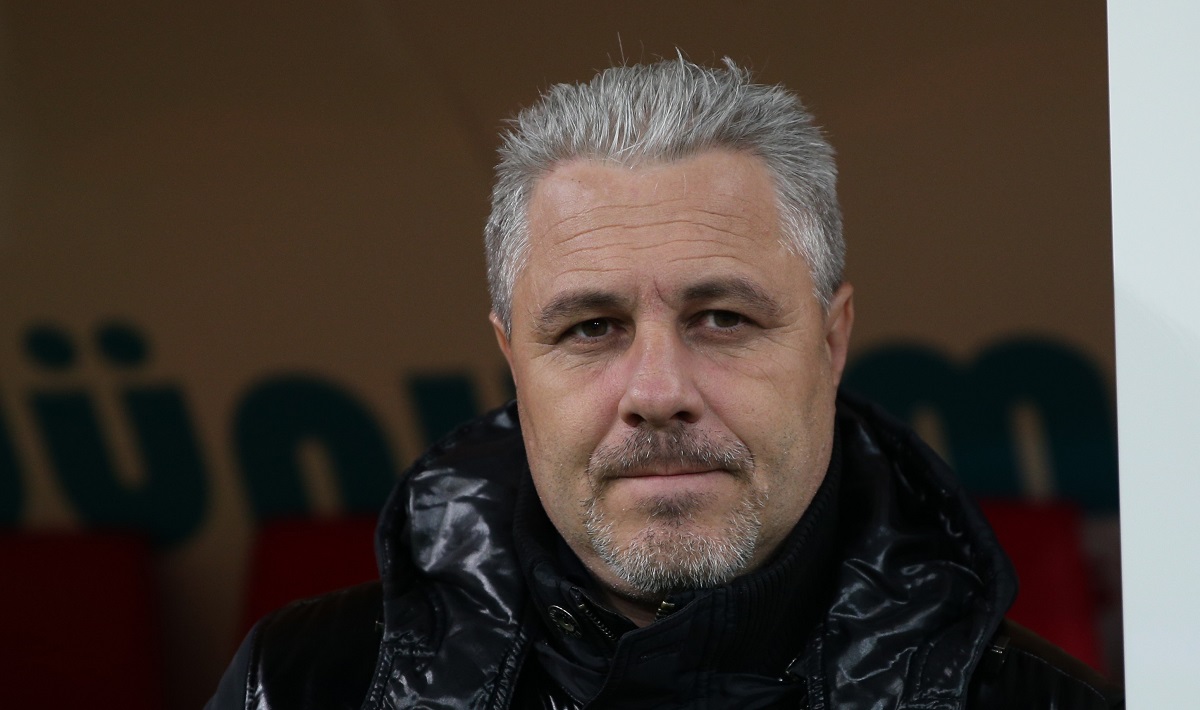 Marius Şumudică, în alertă! Un membru al staff-ului de la Gaziantep, depistat pozitiv