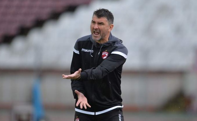 Adrian Mihalcea a "tunat" după Dinamo – FCSB 0-3: "E o umilinţă. Ne-a bătut o echipă care a terminat meciul cu 3-4 copii de 16-17 ani"