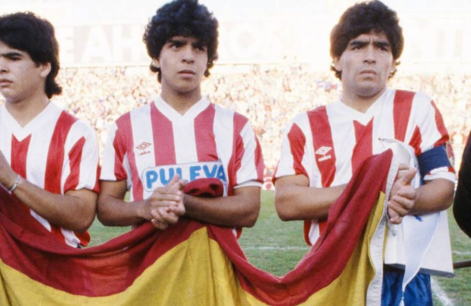 Pe asta o știai? De 3 x Maradona. Unde au jucat, împreună, cei trei frați. ”Pibe” era campion cu Napoli!
