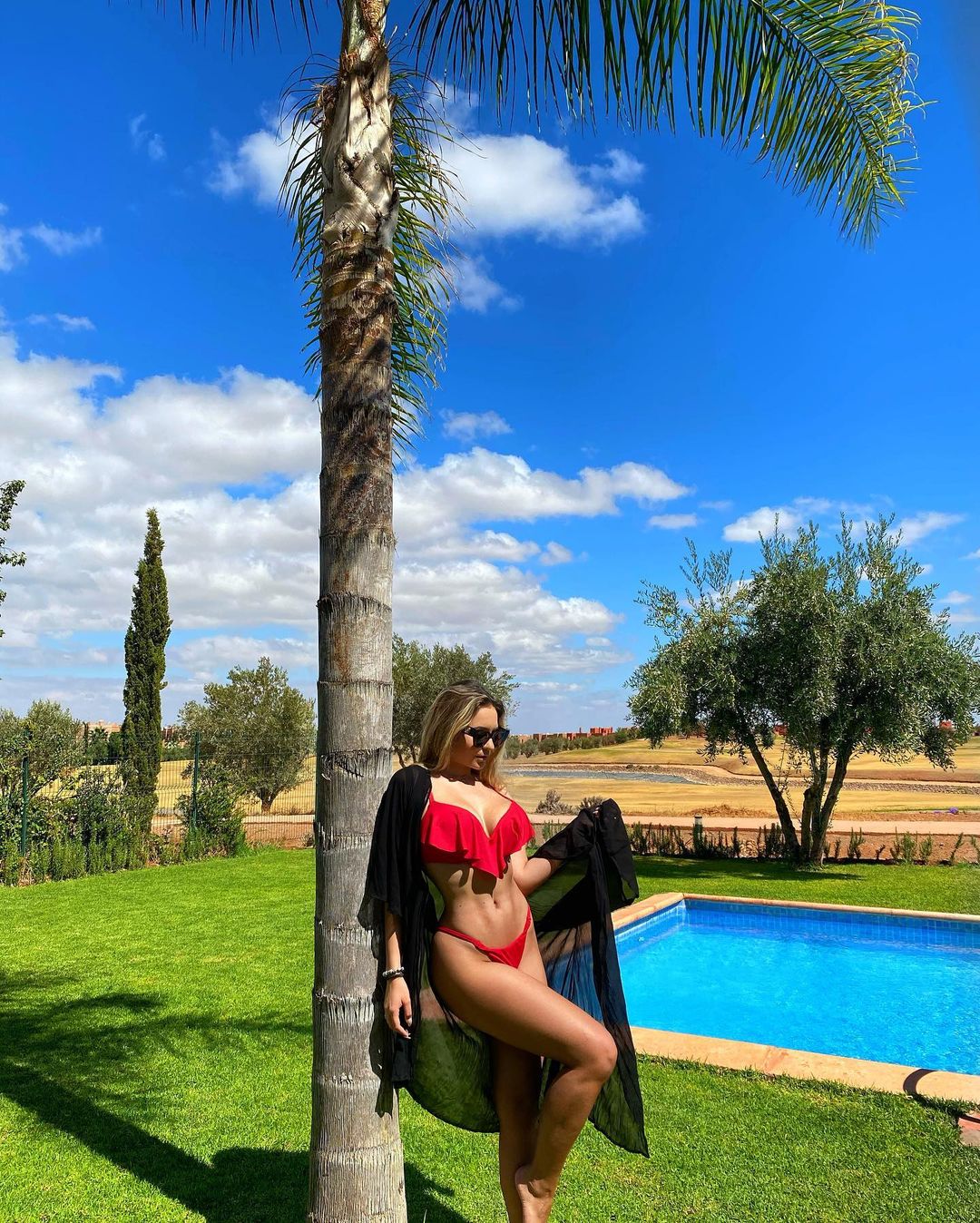 Andreea Bîrsan a convins un milionar să achite o notă de plată uriaşă / Instagram andreeabsn