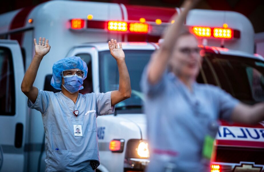 Confesiunea tulburătoare a unei românce care lucrează ca asistentă medicală într-un spital din Canada: ”E crunt!”