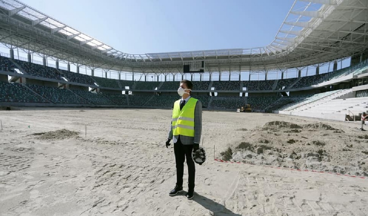 GALERIE FOTO | Gică Popescu, în vizită de lucru la cele trei stadioane. "În luna octombrie vor fi gata!"