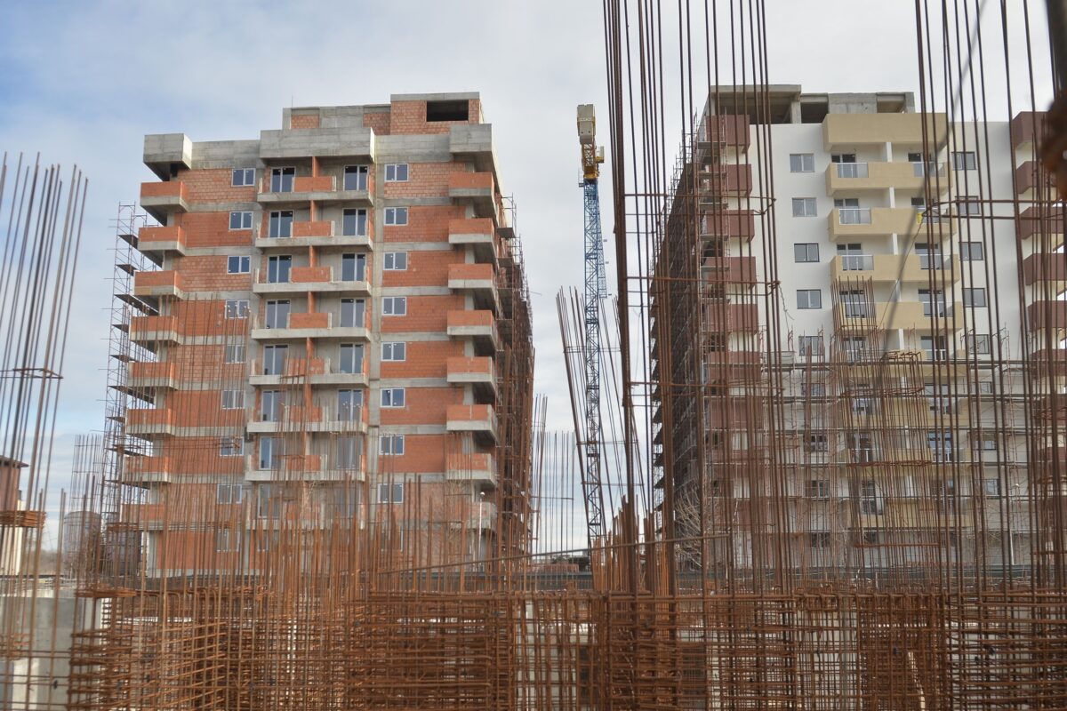 Românul care vinde un apartament cu 500.000 de euro. Când va fi gata ”cel mai frumos bloc din București”. Investiție uriașă