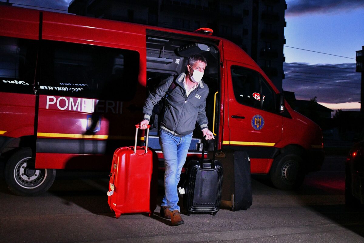 Cristiano Bergodi, adus cu ambulanța la Craiova: "De la București am schimbat 4-5. Am făcut o zi jumate pe drum"