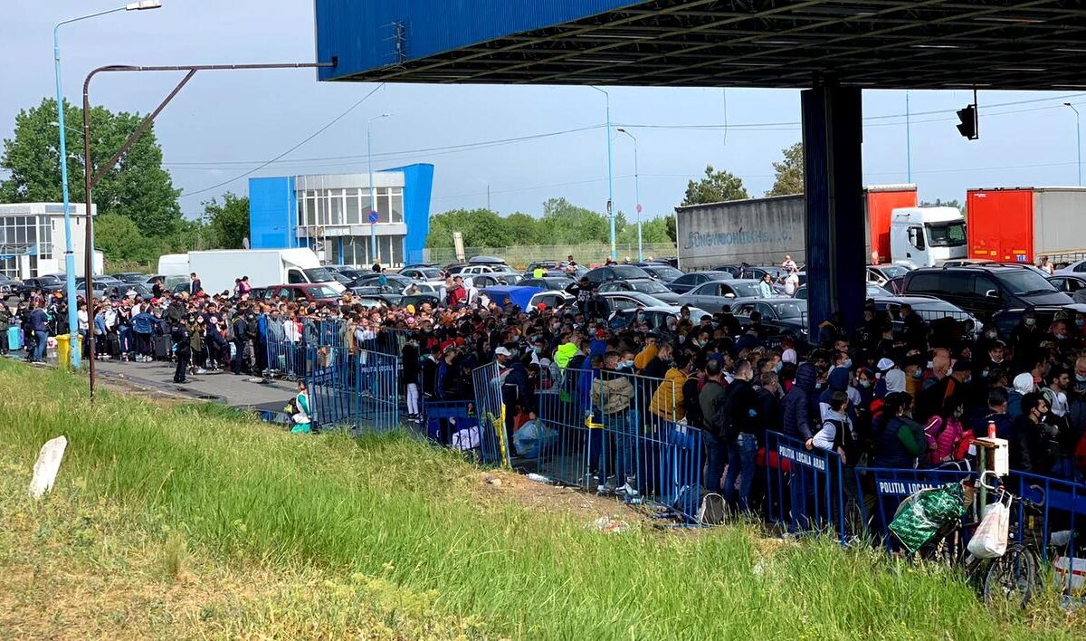 Gigi Becali, contrariat de ce se întâmplă la Vama Nădlac! "Mii şi mii de oameni trec graniţa, iar pe noi nu ne laşi în pace"