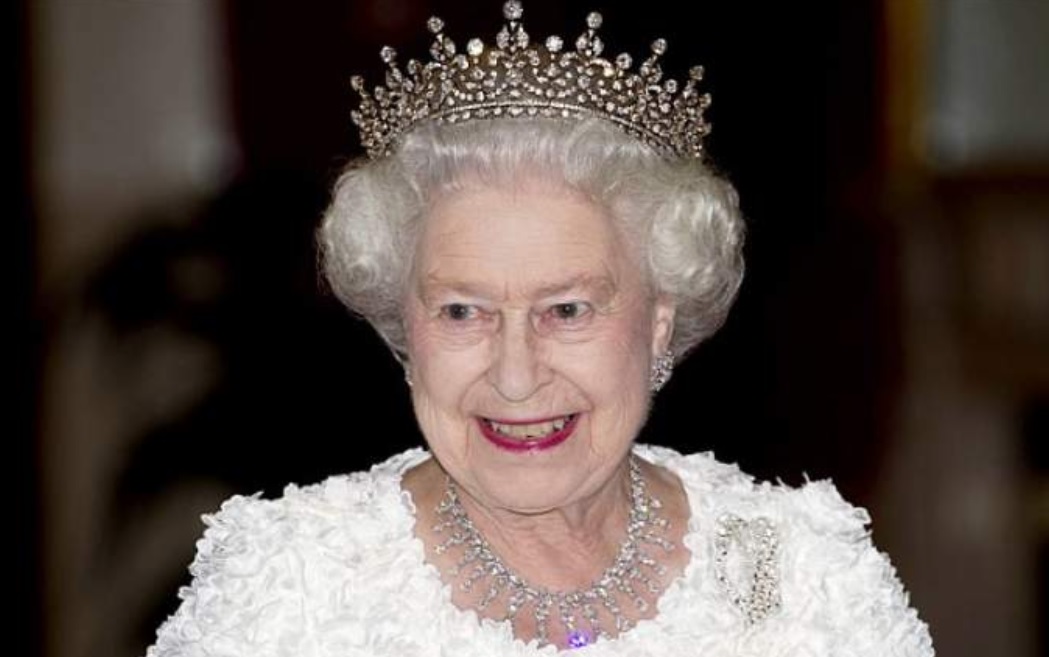 Dezvăluire fabuloasă! Regina Elisabeta a II-a s-a ascuns în tufişuri când l-a văzut pe Nicolae Ceauşescu