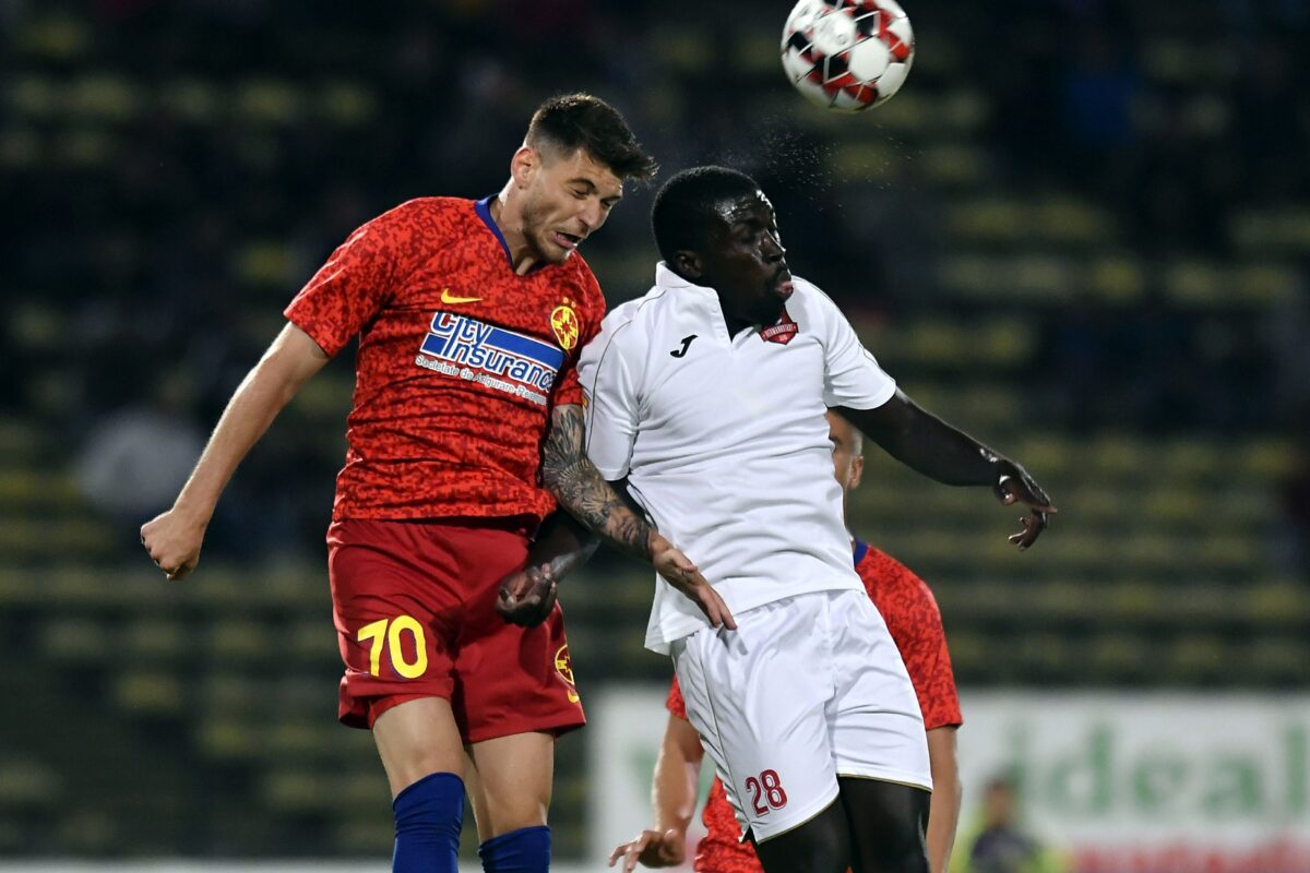 Claudiu Belu, jucător la FCSB, a început să strige la oi în cantonament. Ciobanul i-a dat un răspuns fabulos. ”Nu țipa pentru că devin melancolice” :)