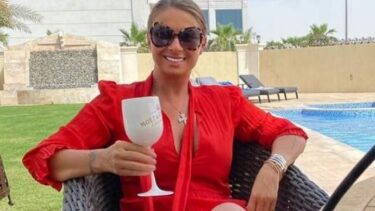 Anamaria Prodan l-a angajat pe bodyguardul lui Ion Iliescu! "În următoarele secunde, i-am văzut tăvăliți în mijlocul aeroportului
