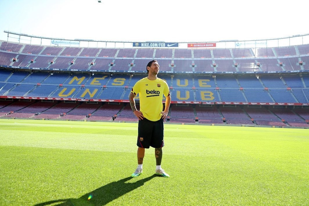 Leo Messi pe Camp Nou