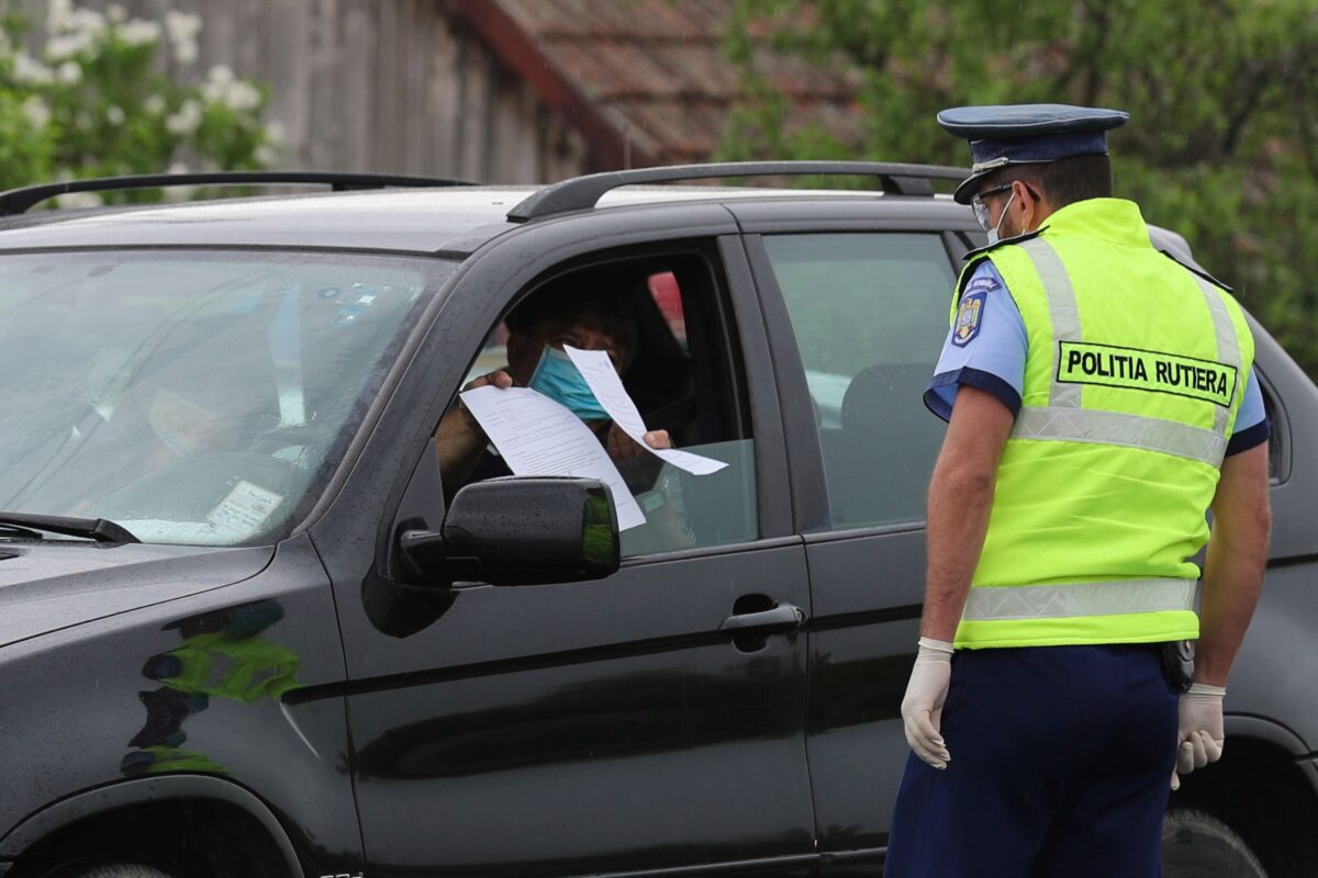 Cine nu mai poate obţine permisul de conducere începând cu 1 iulie. Schimbări majore în noul Cod Rutier