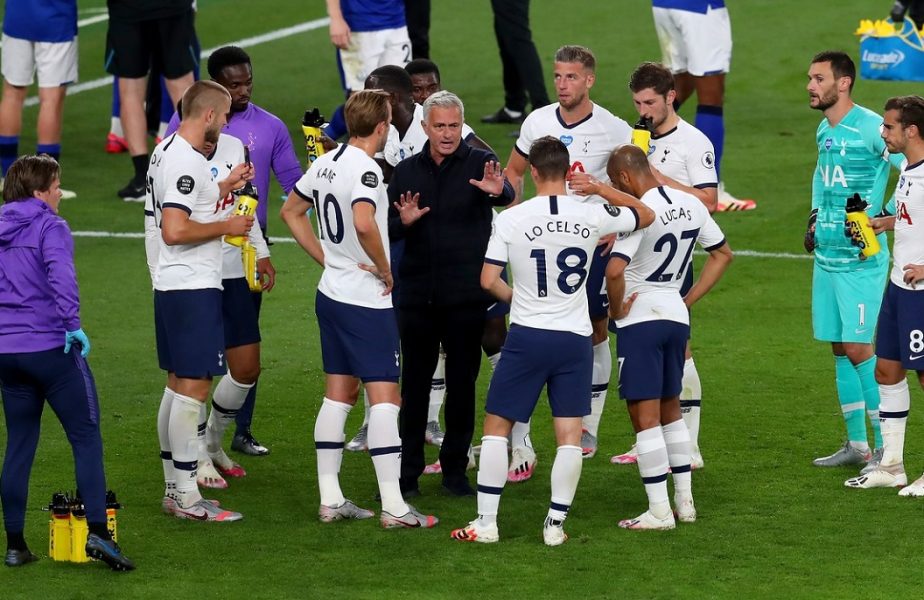 VIDEO | Mourinho pierde controlul. Doi jucători de bază ai lui Tottenham s-au îmbrâncit pe teren. "A fost superb!"