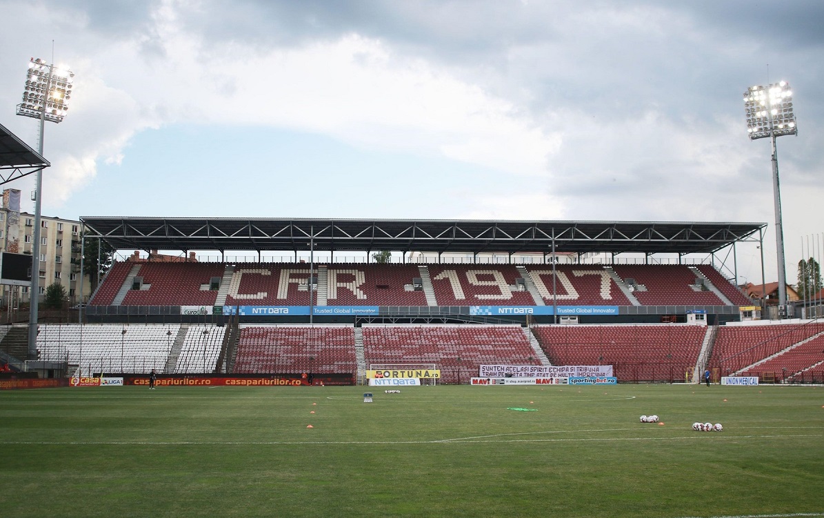 Campionii sunt în stare de șoc. 16 jucători de la CFR Cluj și tot staff-ul lui Dan Petrescu au Covid-19