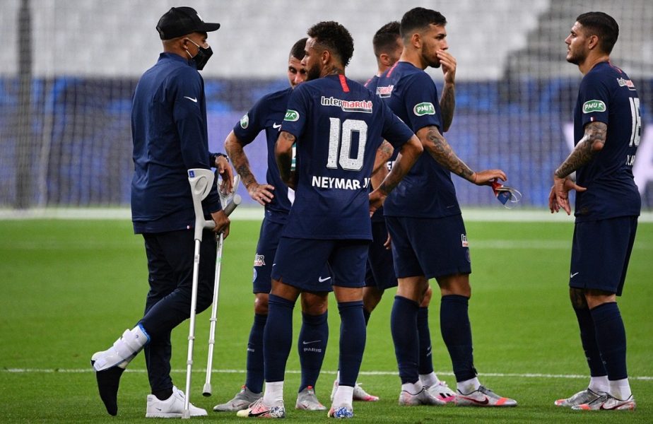 VIDEO | PSG – St. Etienne 1-0. Golul lui Neymar le aduce parizienilor trofeul Cupei Franţei. Mbappe s-a accidentat grav şi a avut nevoie de cârje!