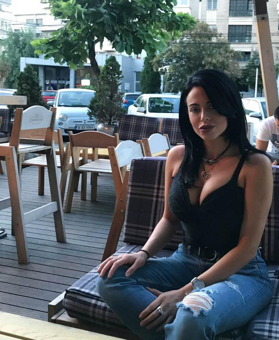 Instagram Maria Ceauşilă