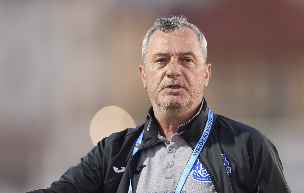 Soluţie pentru Dinamo? Mircea Rednic s-a despărţit de Poli Iaşi: "E decizia lui Mircea"