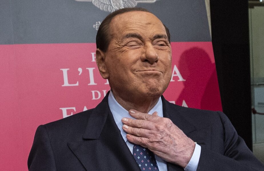 Silvio Berlusconi şi doi dintre copiii lui au Covid-19. Anunţul făcut de fostul premier, la 83 de ani