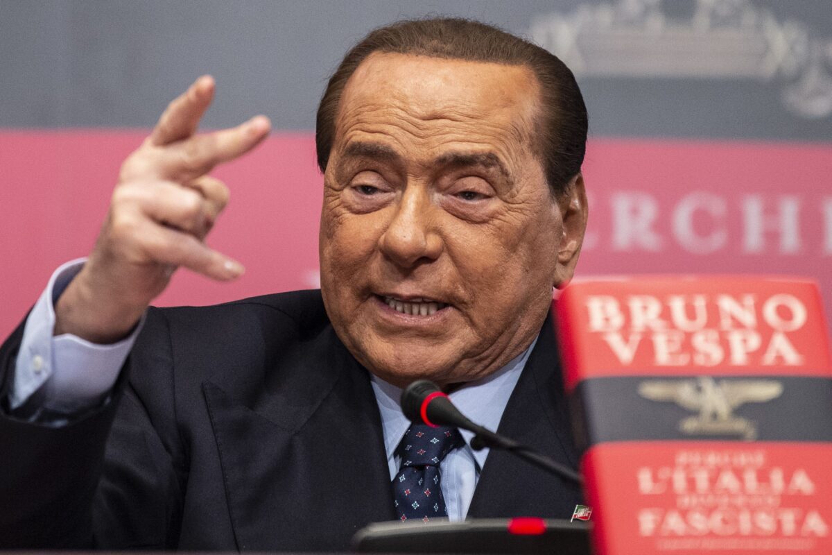 Silvio Berlusconi şi Gigi Becali pot negocia transferul uriaş al lui Ianis Stoica în Italia. Fostul patron de la Milan a pus ochii pe „perla de la FCSB. Anunţul făcut