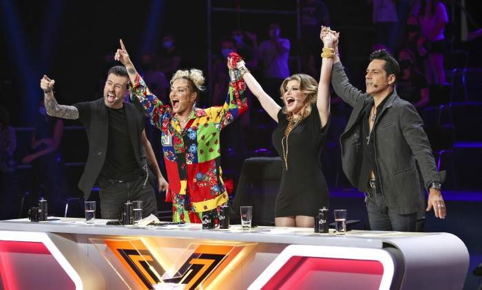 X Factor revine în forță astăzi, de la 20:30. Spectacolul este garantat! Doi jurați noi și multe alte surprize