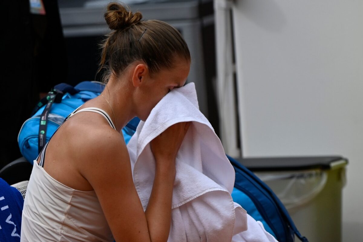 Karolina Pliskova, doborâtă de accidentarea din finala cu Simona Halep: "Simona a jucat foarte bine şi nu aveam şanse dacă nu eram la 100%"