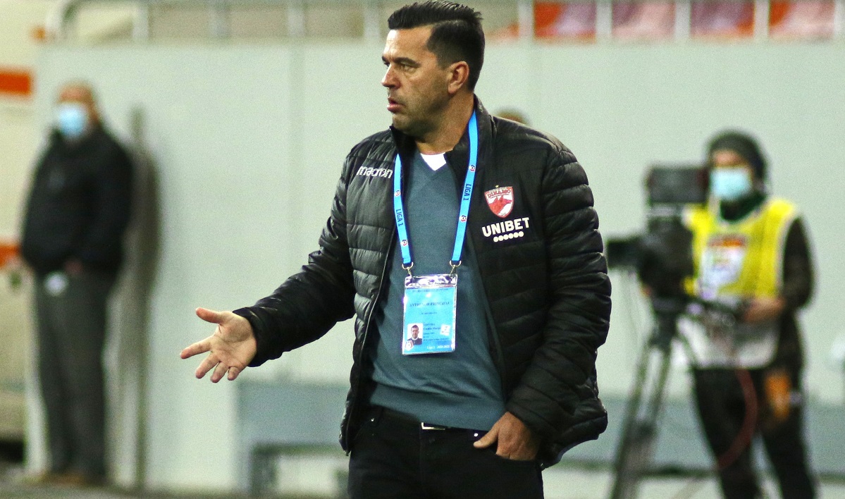 Cosmin Contra, antrenor Dinamo