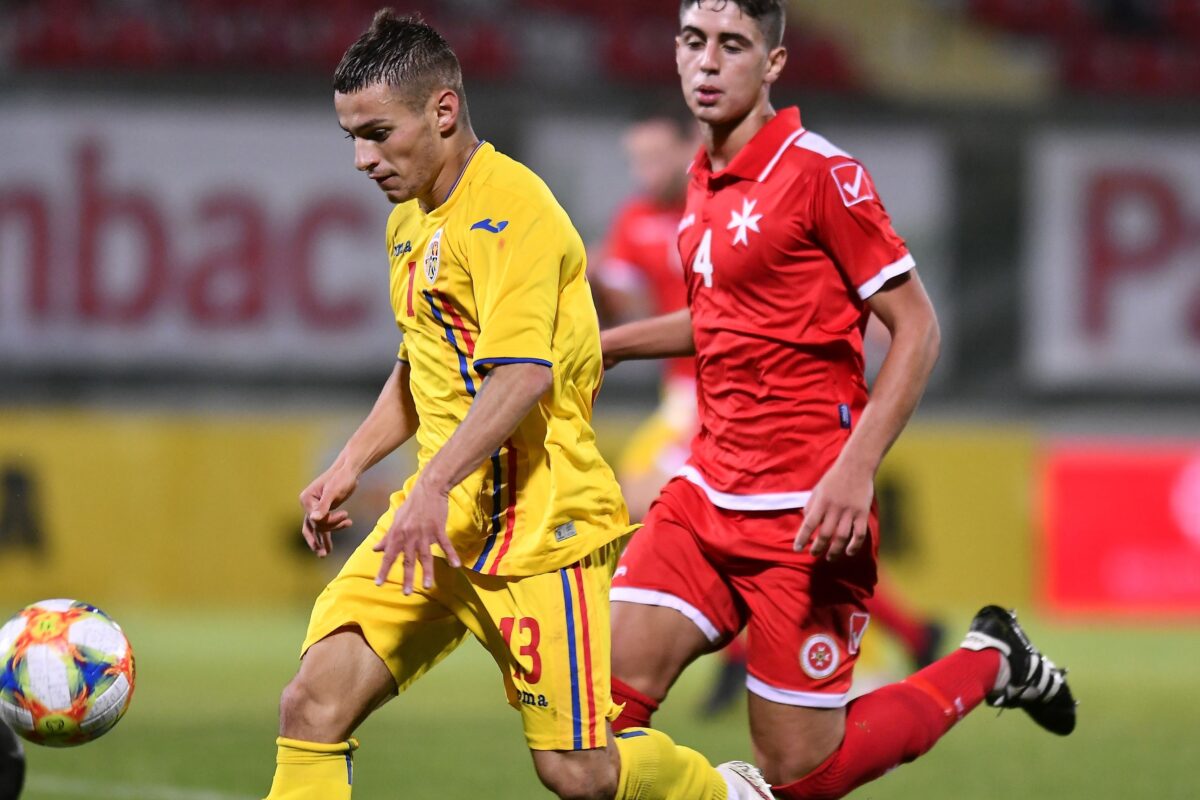 Alexandru Mățan în timpul unui meci cu Malta U21