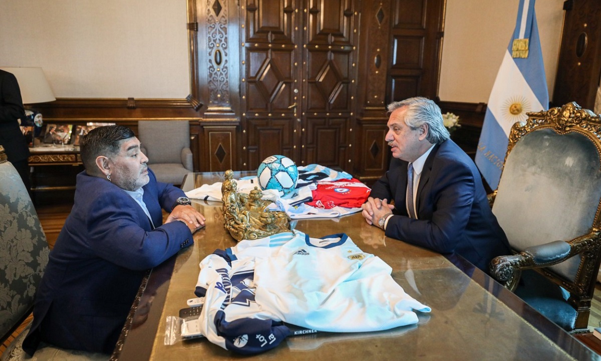 Alberto Fernandez şi Diego Maradona