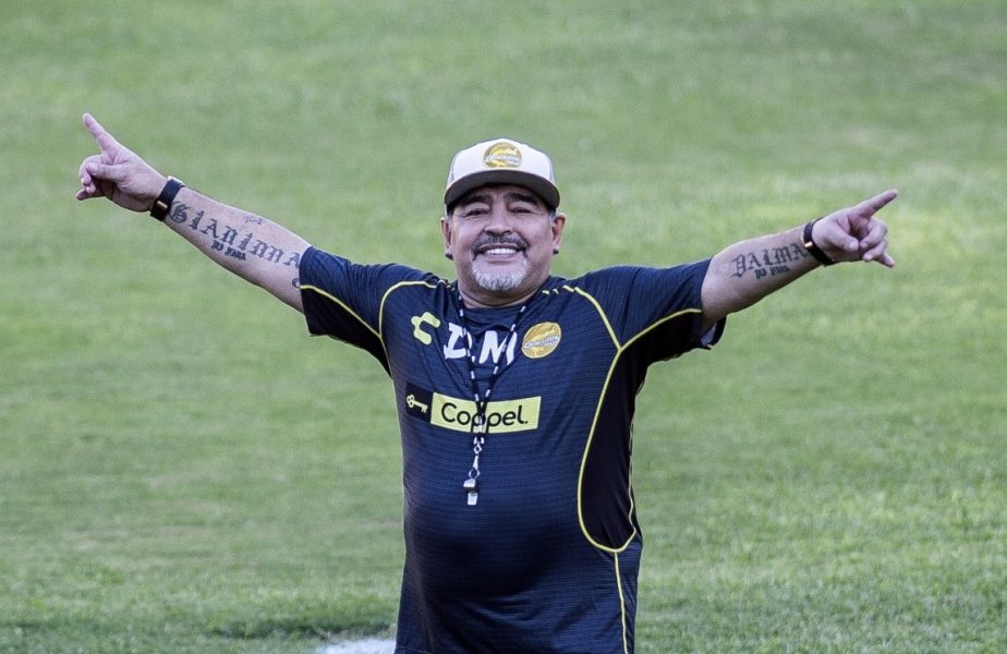 ”Trage și la colțul lung, te urmăresc la TV!” Momentul când Diego Maradona l-a ajutat pe Harry Kane. Ce i-a spus El Pibe D’Oro