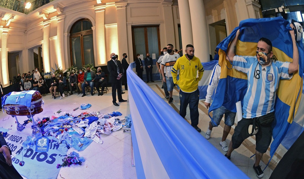 GALERIE FOTO | Locul unde va fi înmormântat Diego Maradona. Familia a cerut ca ceremonia să aibă loc în această seară