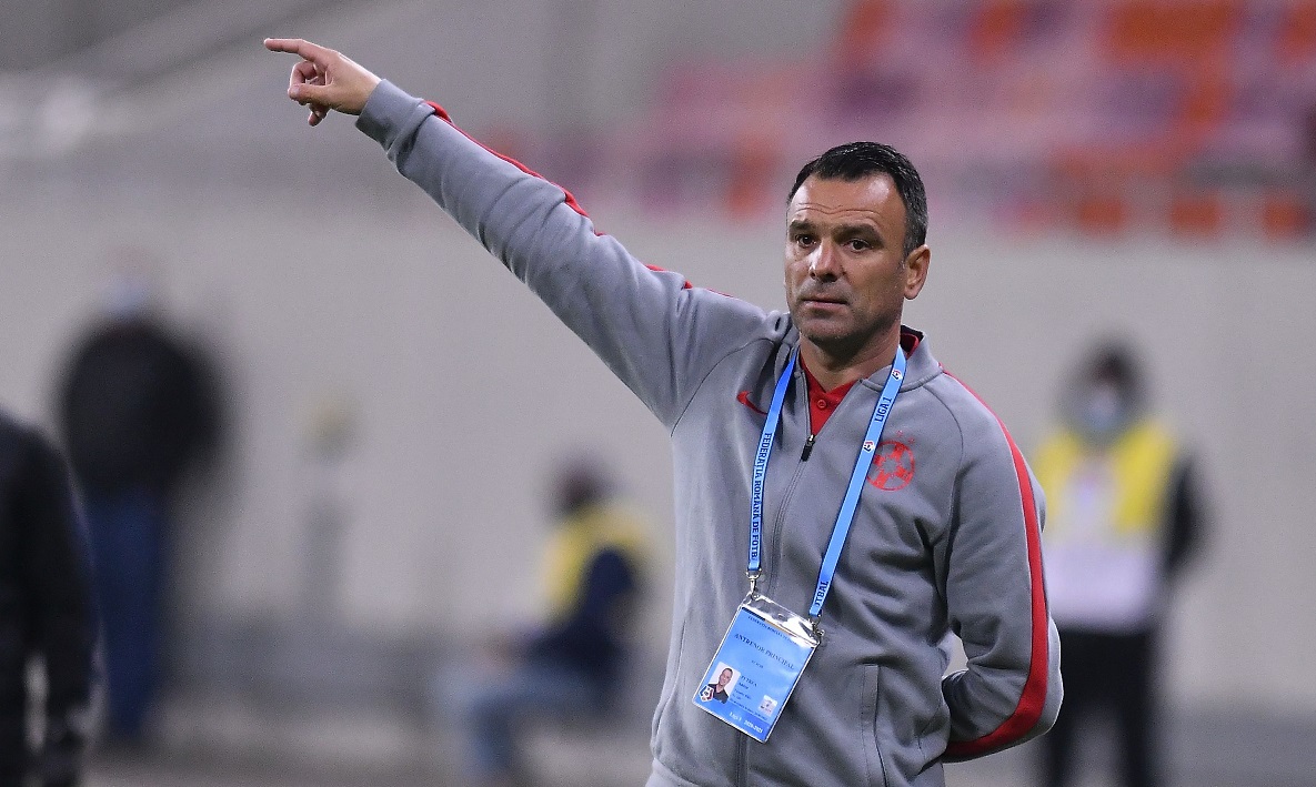 Ce a păţit Risto Radunovic înainte de U Cluj – FCSB. Toni Petrea a dezvăluit de ce a fost nevoit să improvizeze în defensivă