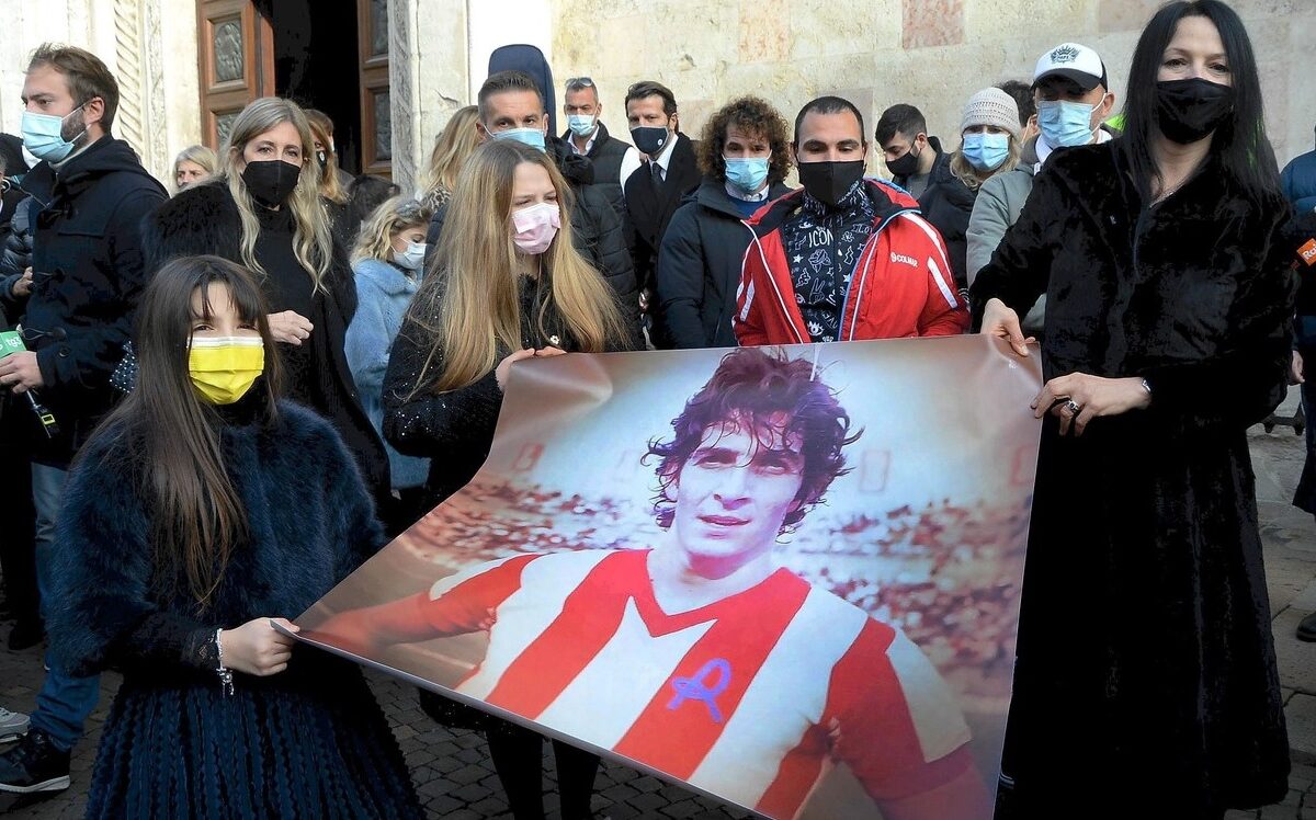 Casa lui Paolo Rossi a fost jefuită în timpul înmormântării sale