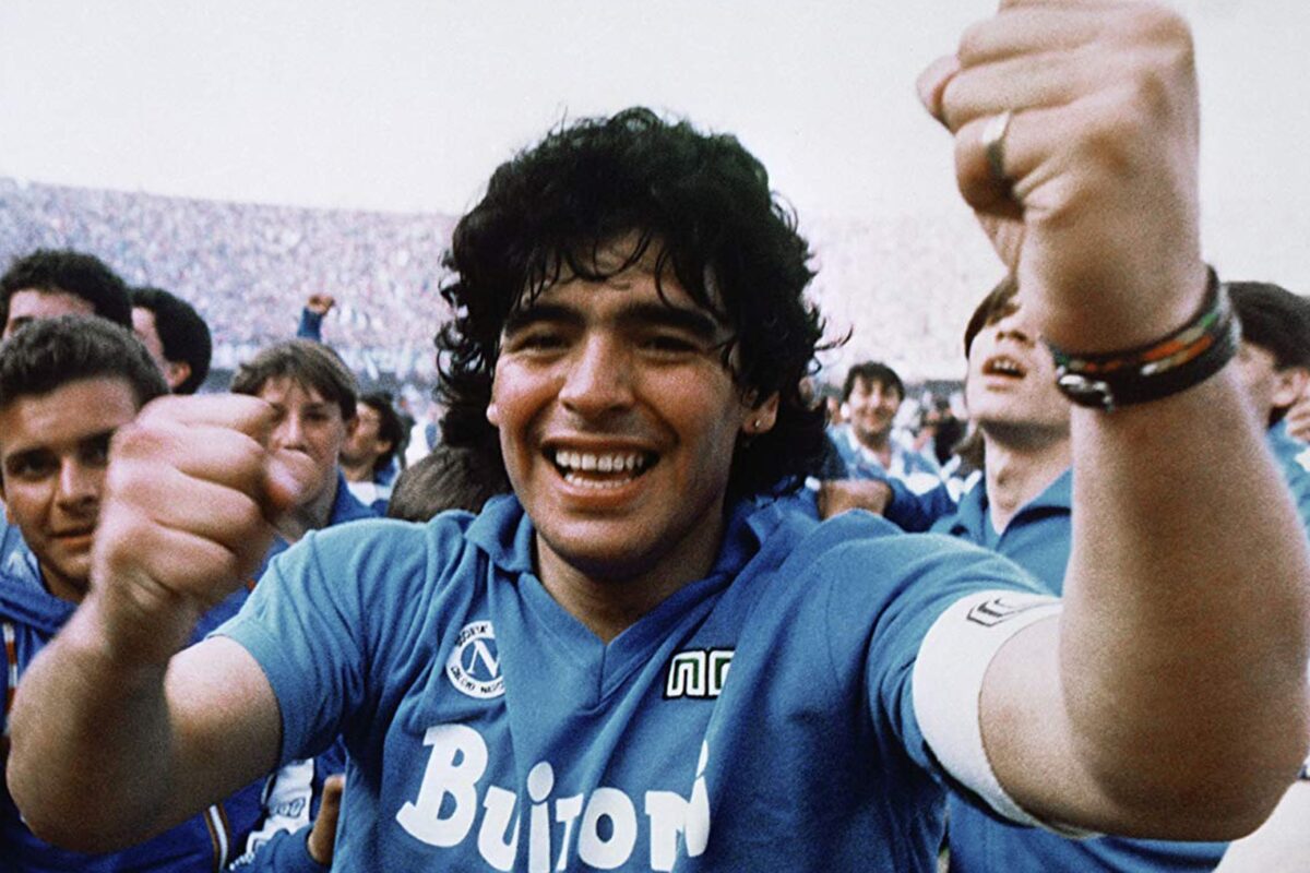 Diego Maradona, omagiat din nou în Argentina! Stadionul ultimei echipe pe care a antrenat-o, Gimnasia la Plata, îi va purta numele