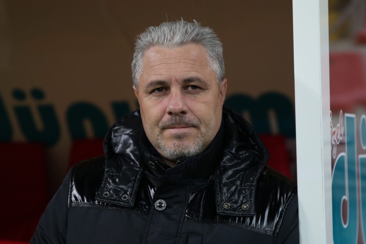 Marius Șumudică refuză naționala și îi ia apărarea prietenului Mirel Rădoi: ”E bolnav omul, vede numai fotbal!”