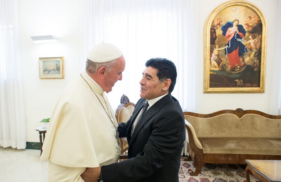 Papa Francisc, elogii către "D10S". "Maradona era un poet şi un mare campion". Ce l-a impresionat la legenda fotbalului
