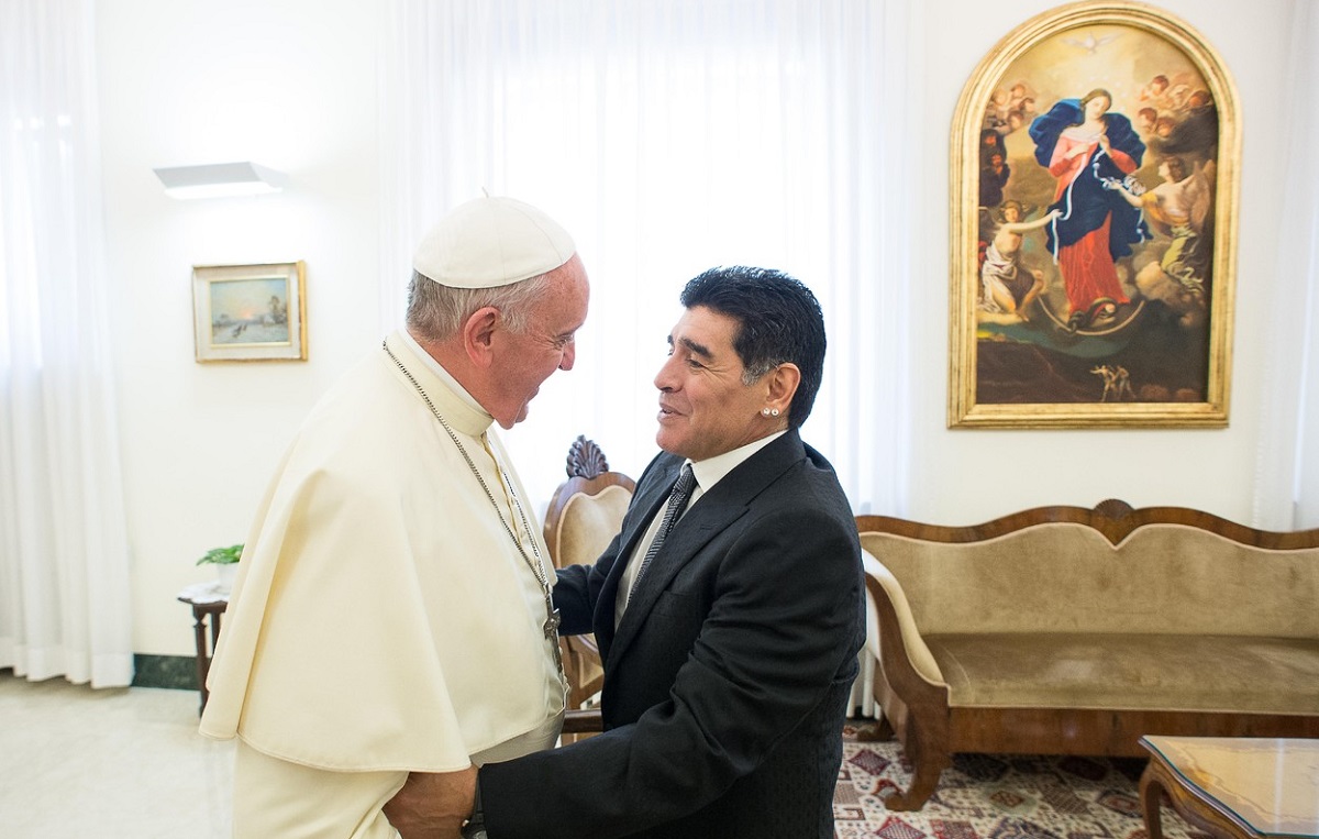 Papa Francisc şi Maradona