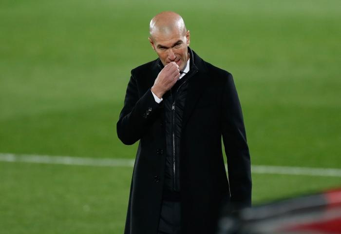 Nu se mai termină problemele pentru Zidane! După eliminarea ruşinoasă din Cupa Spaniei, antrenorul lui Real Madrid a aflat că are Covid-19
