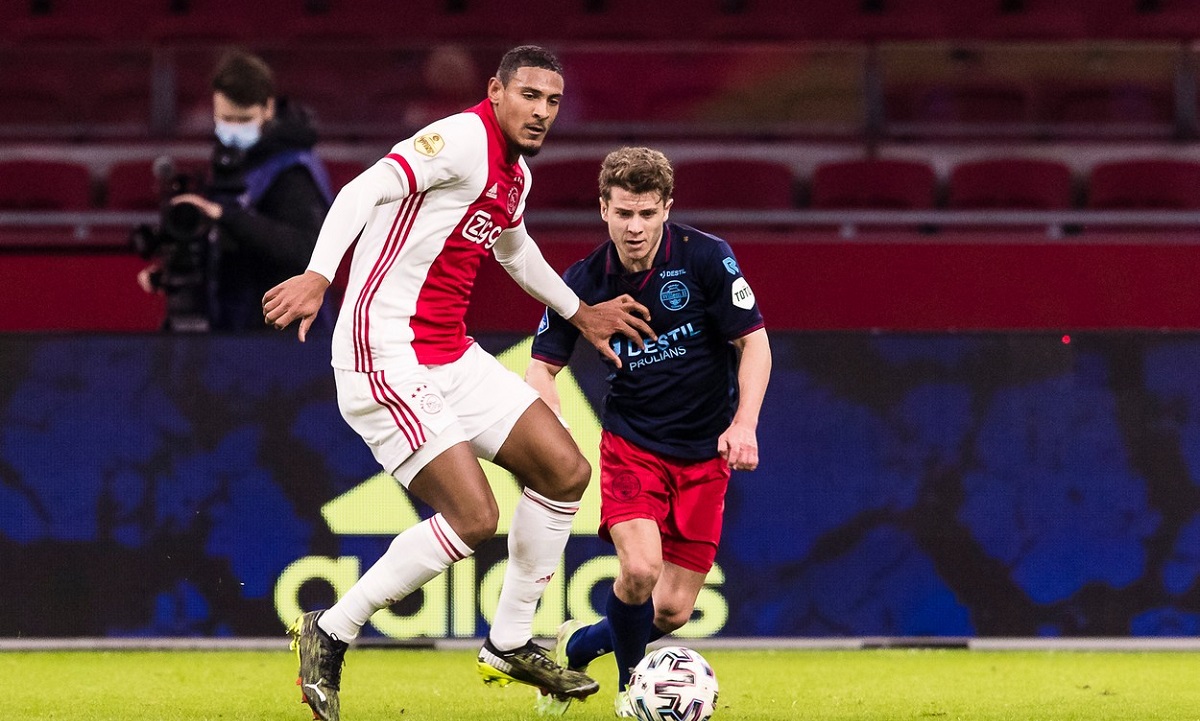 "E extrem de frustrant!". Antrenorul lui Ajax, şocat de gafa clubului său! Cel mai scump transfer din istorie nu a fost trecut pe lista UEFA