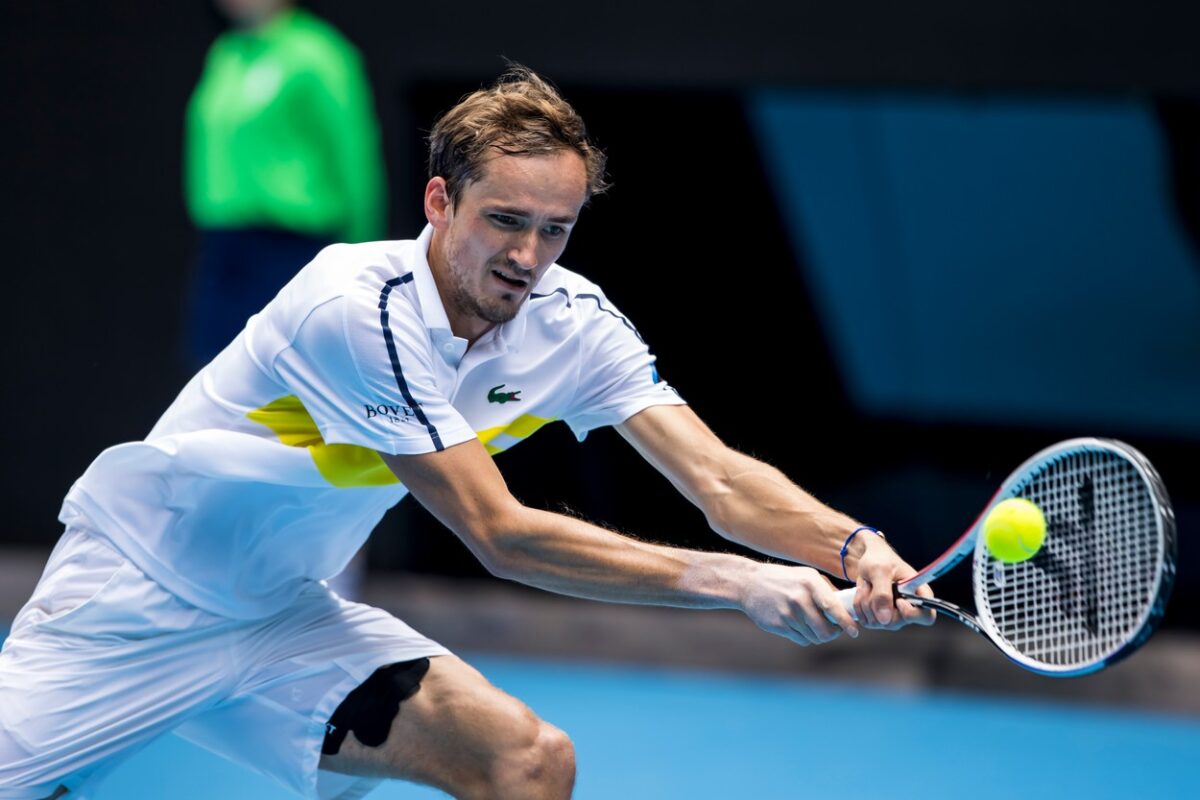 Momente uluitoare la Australian Open! Medvedev şi-a făcut antrenorul să plece din tribună în timpul meciului cu Krajinovic