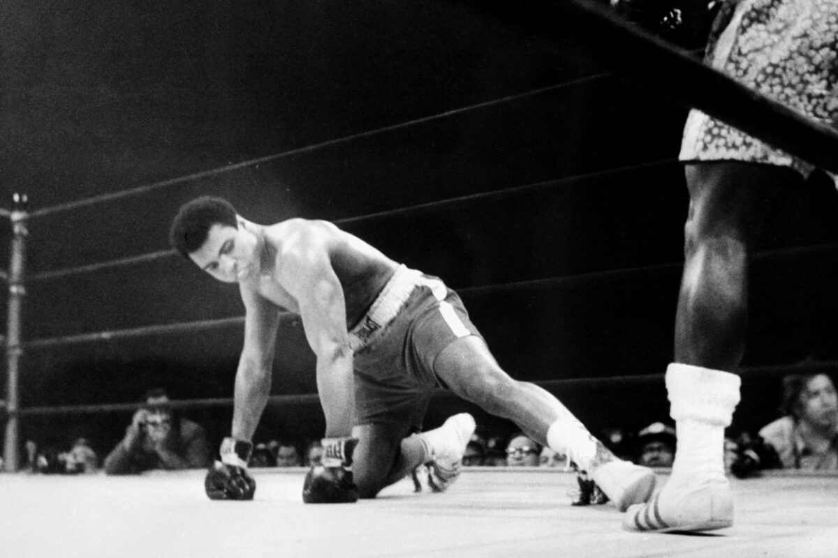 50 de ani de la ”lupta secolului”. Frazier vs Muhammad Ali: ”Dacă tu ești Dumnezeu, te găsești în locul greșit!”