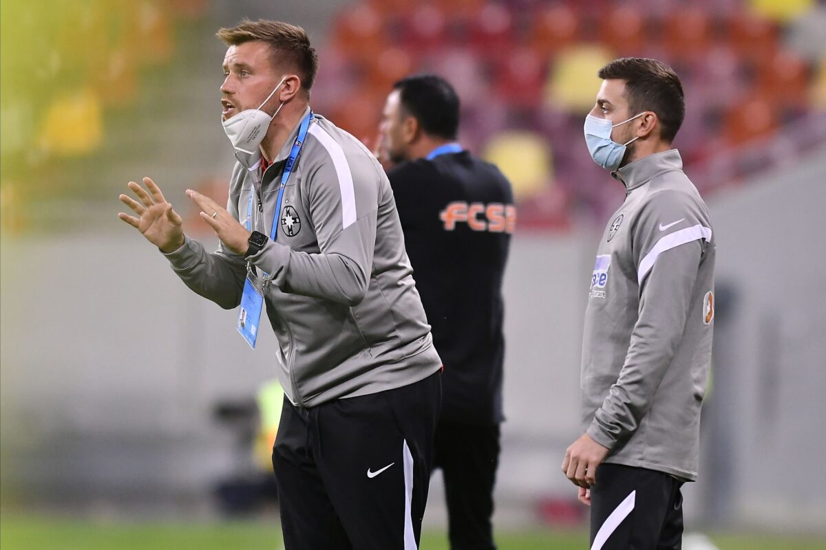 Lovitură pentru FCSB! Mihai Pintilii a primit o suspendare drastică înaintea derby-ului cu CFR Cluj. Anunţul făcut