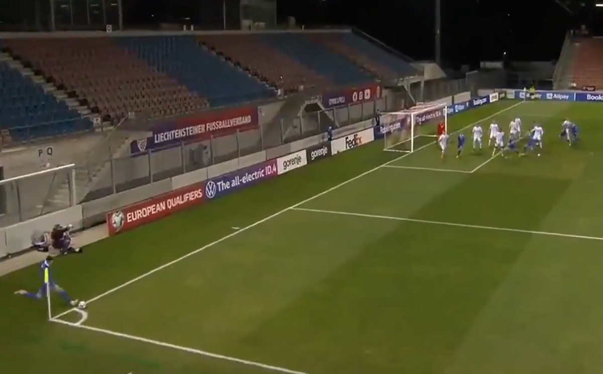 VIDEO | L-a imitat pe Budescu! Gol de poveste în grupa României. Un jucător din Liechtenstein a reuşit o "bijuterie" din corner!