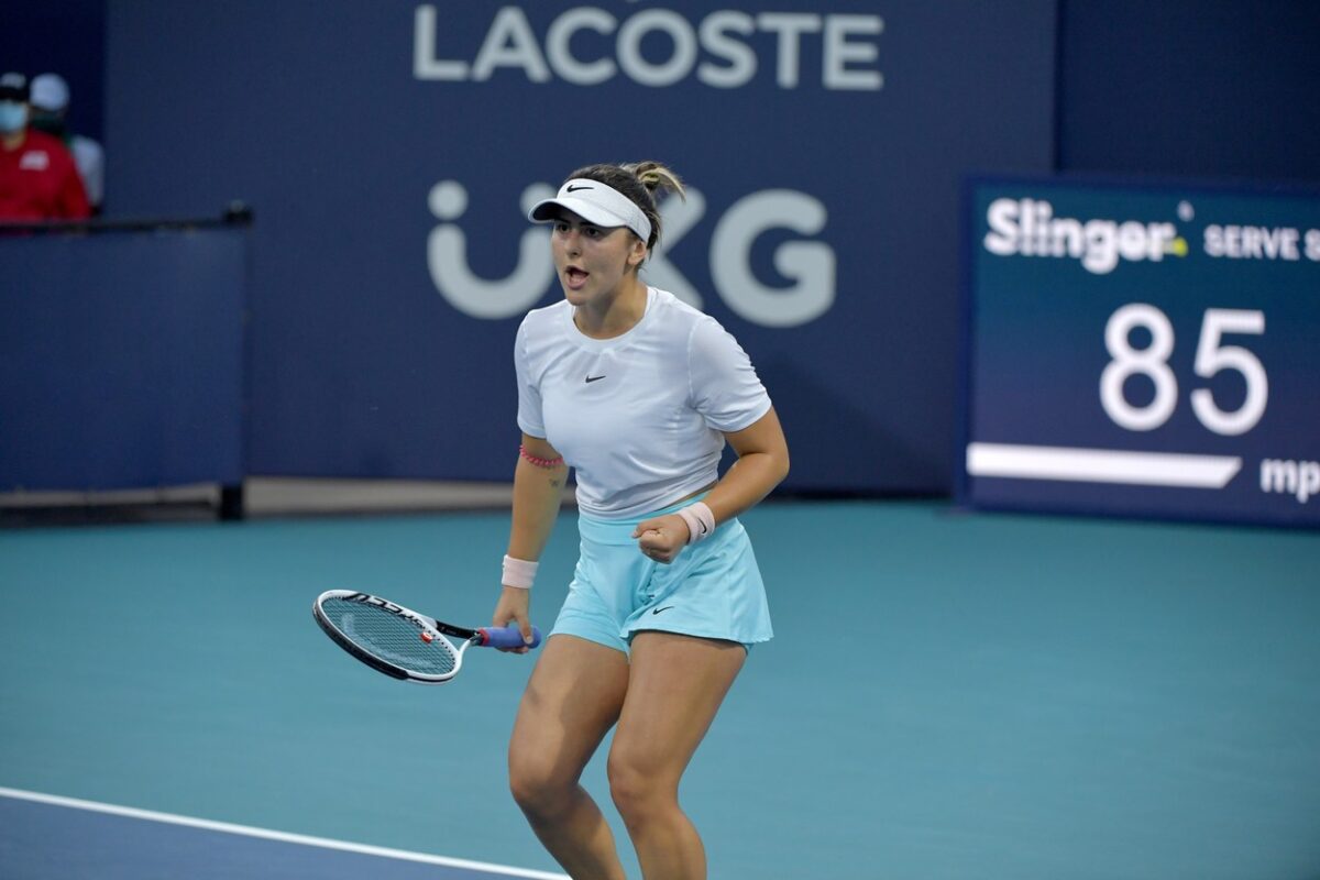 Bianca Andreescu s-a calificat în finala turneului de la Miami după un meci epic! Duel stelar cu Ashleigh Barty pentru trofeu