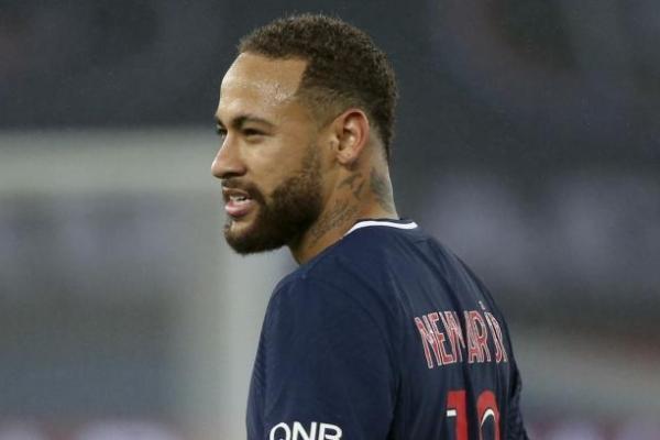 Neymar a refuzat o ofertă ireală! "Avion privat și  numele inscripționat pe Turnul Eiffel". Ce contract i-a pus PSG pe masă
