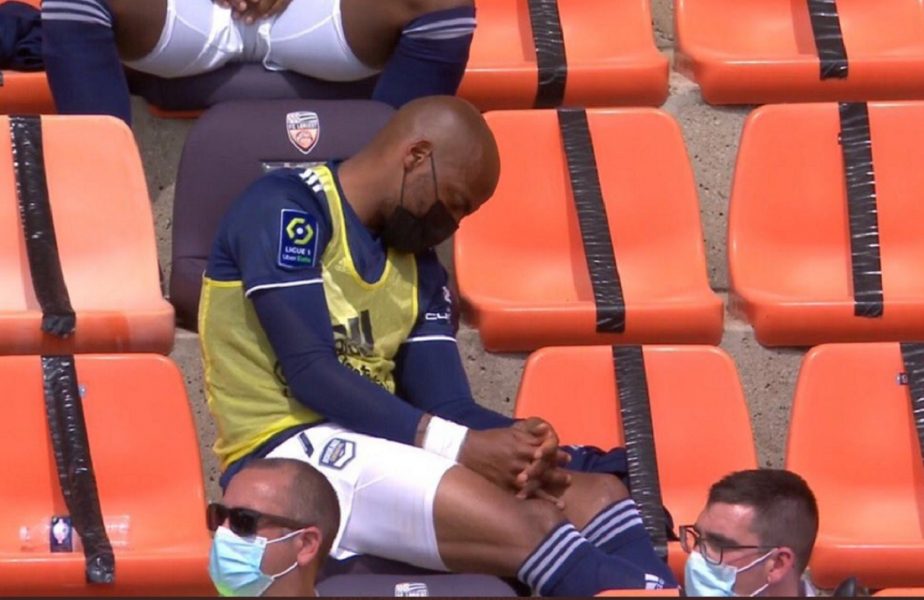 N-a mai suportat! Un fotbalist din Franța a adormit când echipa lui era condusă cu 3-0