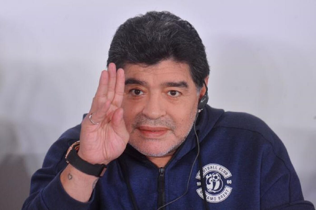 "Maradona ar fi avut şanse mai mari de supravieţuire!" Anchetă cu privire la decesul lui "El Pibe DOro". Ce se prezintă în raportul experţilor medicali