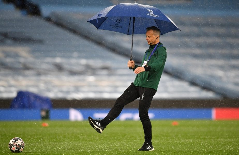 Manchester City – PSG | Vremea a pus în pericol meciul din semifinalele Champions League! În Anglia a plouat cu gheaţă. Imagini surprinzătoare de pe Etihad