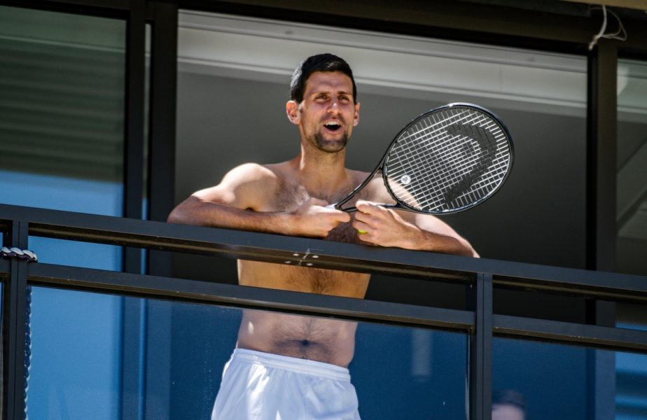 Djokovic a facut spectacol in Australia. Oamenii s-au strans ca la urs!
