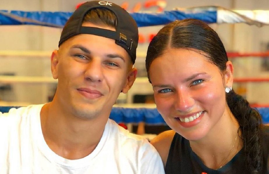 EXCLUSIV| Frumuseţea care a făcut o avere din modă, Adriana Lima, învaţă box de la un român. Arădoaie este extaziat!