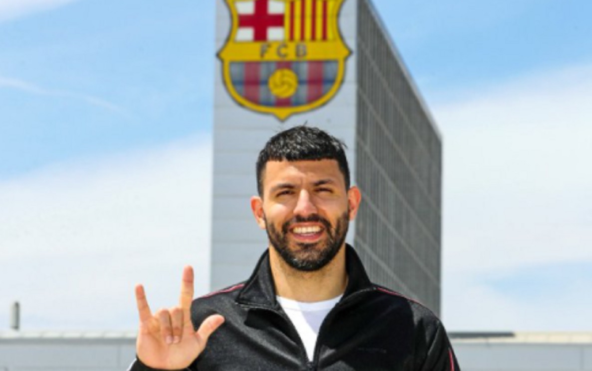 Sergio Aguero a semnat cu FC Barcelona