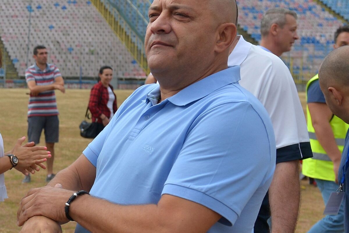 „Ce mă, vrei statui? Gabi Balint a „lovit din nou după ce Hagi, Popescu şi Dorinel au fost umiliţi la EURO 2020: „Mai bine decât la tribuna 2! Postarea a devenit virală